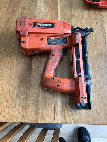 Paslode im200 cordless - -,