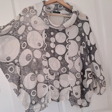 Grizas Boxy Top Size S Grey