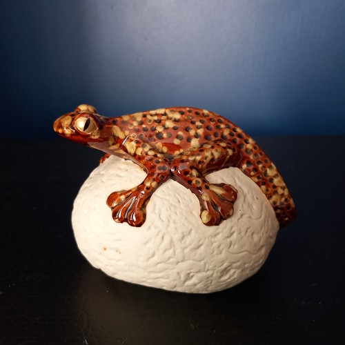 Potting shed gecko rock - potting, on