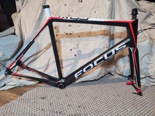 FOCUS CAYO FULL CARBON ROAD