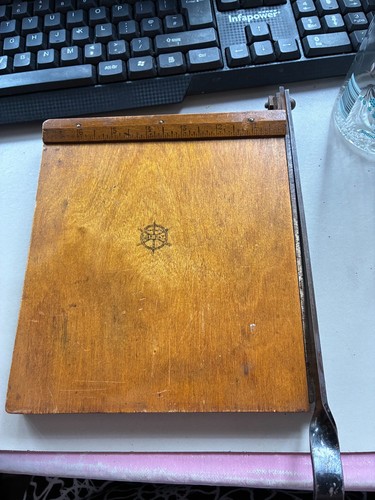 Vintage wooden jay - vintage, jay-nay