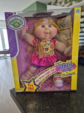 Cabbage patch Kids Twinkle Toes Doll In Box Name Julia Sklyer