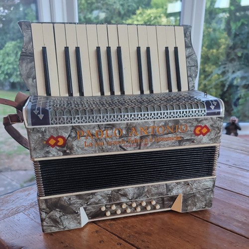 Vintage paolo antonio 25 key - paolo, 25-key