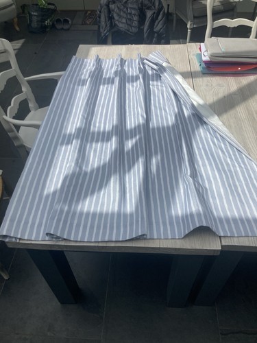 Pair curtains vintage - of,