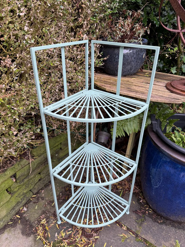 Three tier folding corner - three,