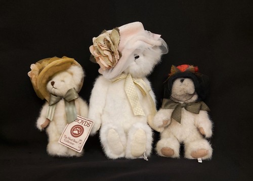 Job lot boyds bears from - of,