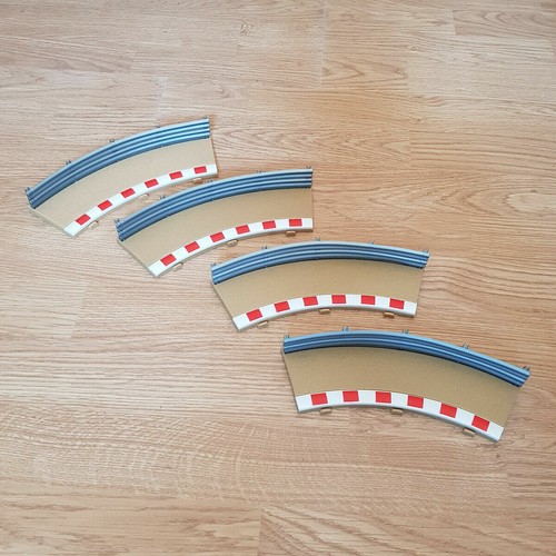 Scalextric track borders - 1:32,