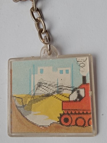 Vintage retro keyring - retro,