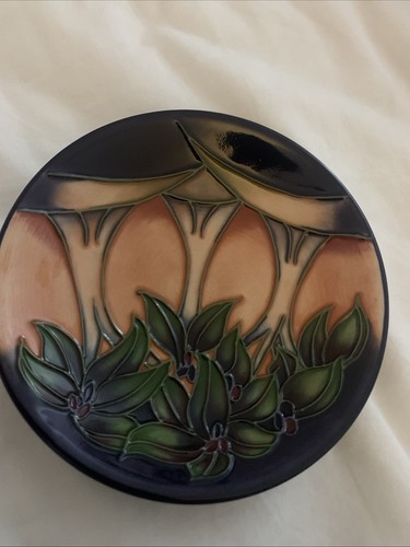 Moorcroft pottery pin - moorcroft,