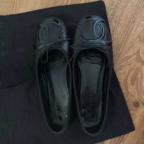 Chanel black leather cambon - black, cc