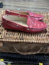 Tods Red Metallic Patient