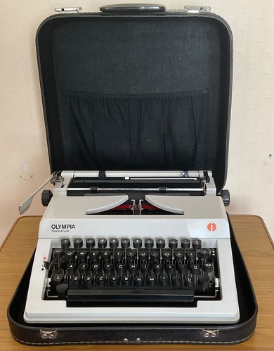 Superb vintage olympia regina - olympia,