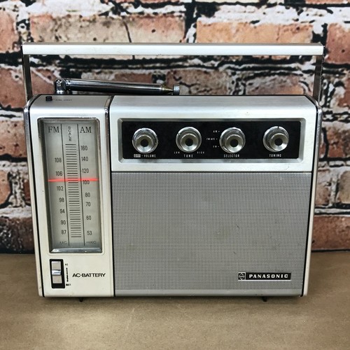 Vintage panasonic radio - vintage,