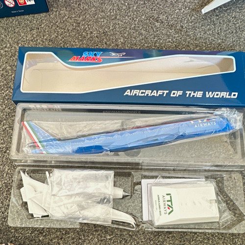 Skymarks ita airways airbus - ita,
