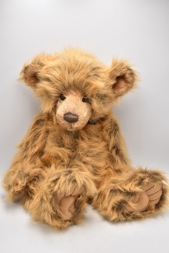 Charlie bears william - charlie, v