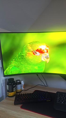 Ultragear 32in curved lcd - lg,