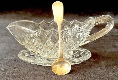 Pressed glass vintage - pressed,