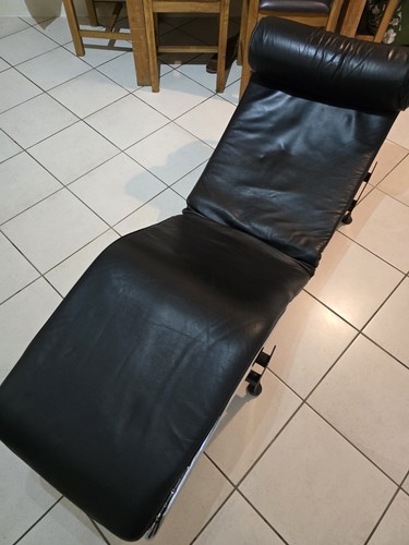 Corbusier lc4 chaise - corbusier,