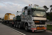 Truck Photo Mercedes-Benz