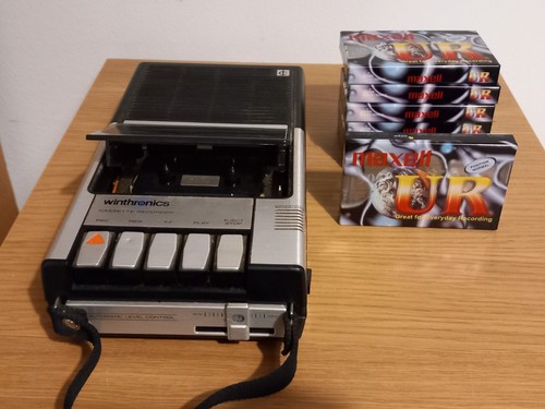 Vintage winthronics cassette - vintage,