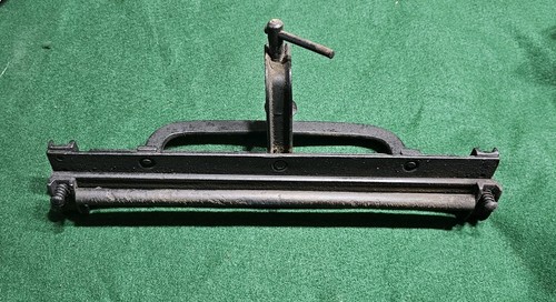 Antique saw blade vise - antique,