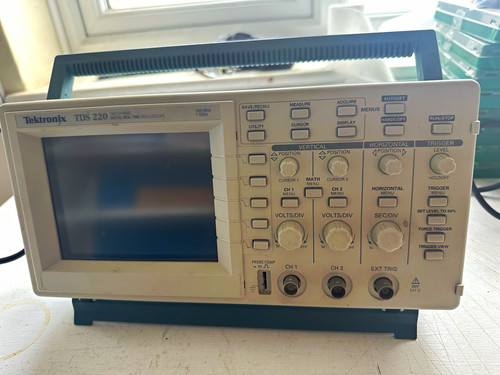 Tektronix tds 220 channel - tds, 2-channel