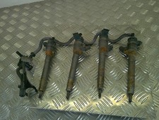 RENAULT TRAFIC VIVARO NV300