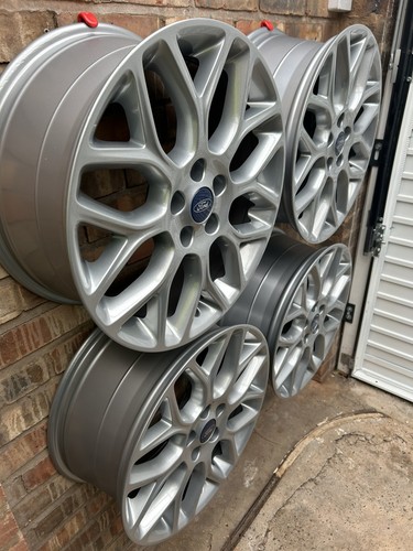 Refurbished genuine ford focus - genuine,