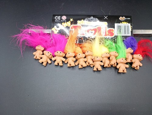 Vintage 1998 troll keychain - troll,