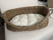 Seagrass Dog Bed