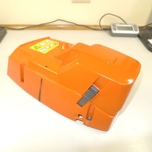 Oem husqvarna top cover - husqvarna,