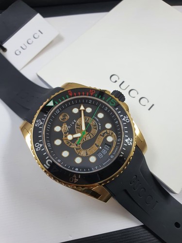 Gucci ya136219 dive - gucci, gold