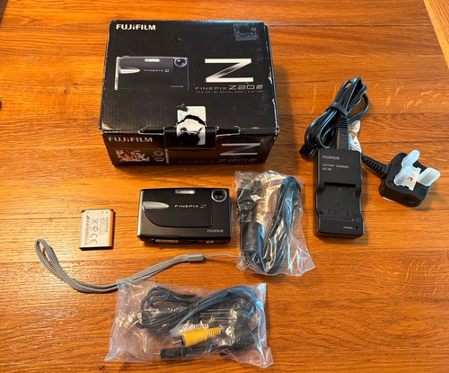 Fujifilm finepix z20fd 10mp - fujifilm,