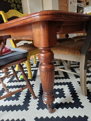 Large extending dining table - dining,