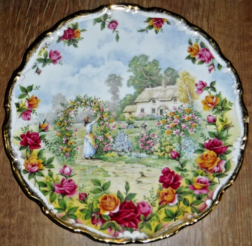 Royal albert plate a - albert, ~