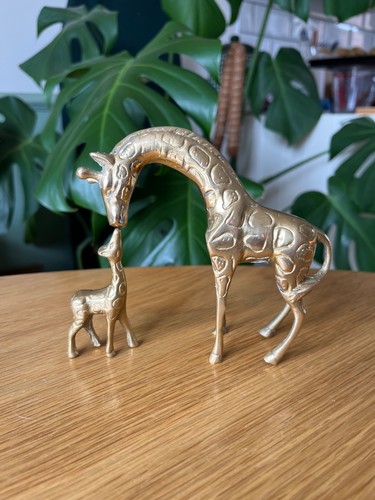 Vintage brass mum baby - brass,