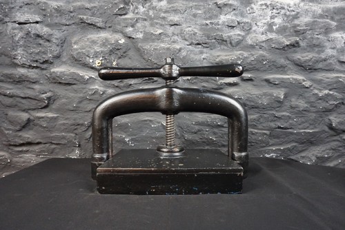 Antique cast iron press - antique, ~