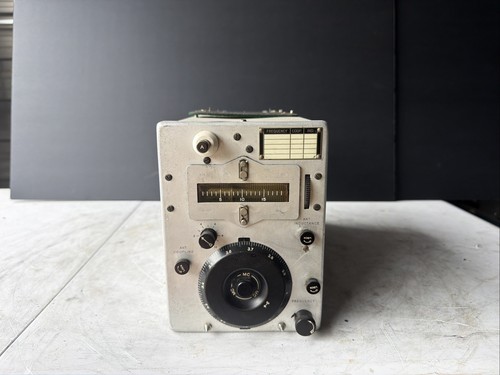 Vintage radio frequency - vintage,