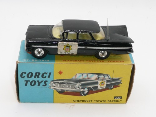 Corgi 223 chevrolet impala - corgi,