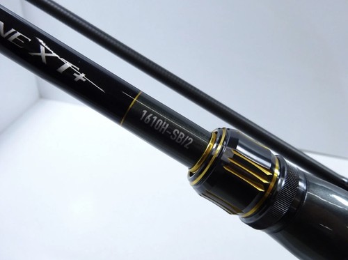 Shimano bass one - 23,