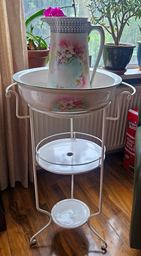 Vintage washstand with floral - vintage,