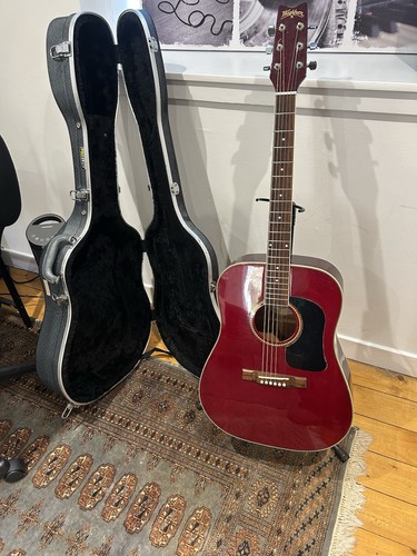 Washburn acoustic guitar with - acoustic,