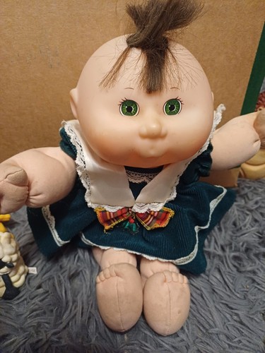 Cabbage patch doll - patch,