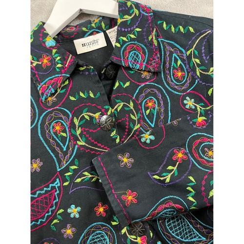 Vtg womens embroidered - embroidered, floral