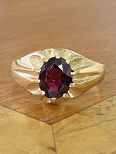 Gents  9ct Gold & Almandine