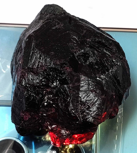 Earth mind red garnet 40 - mind, 30-40