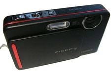 FujiFilm FinePix Z300 Digital Compact Camera, cable, 2 x Battery/charger Working