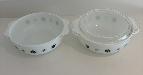 Vintage pyrex glass bowls with - pyrex,