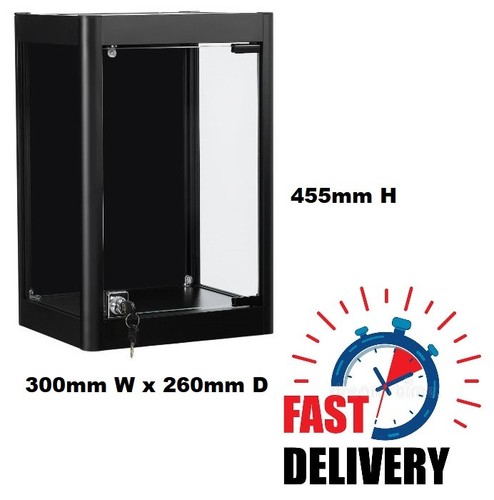 Wall mounted glass display - glass,
