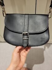Grafea Leather Cross Body Bag (Black)